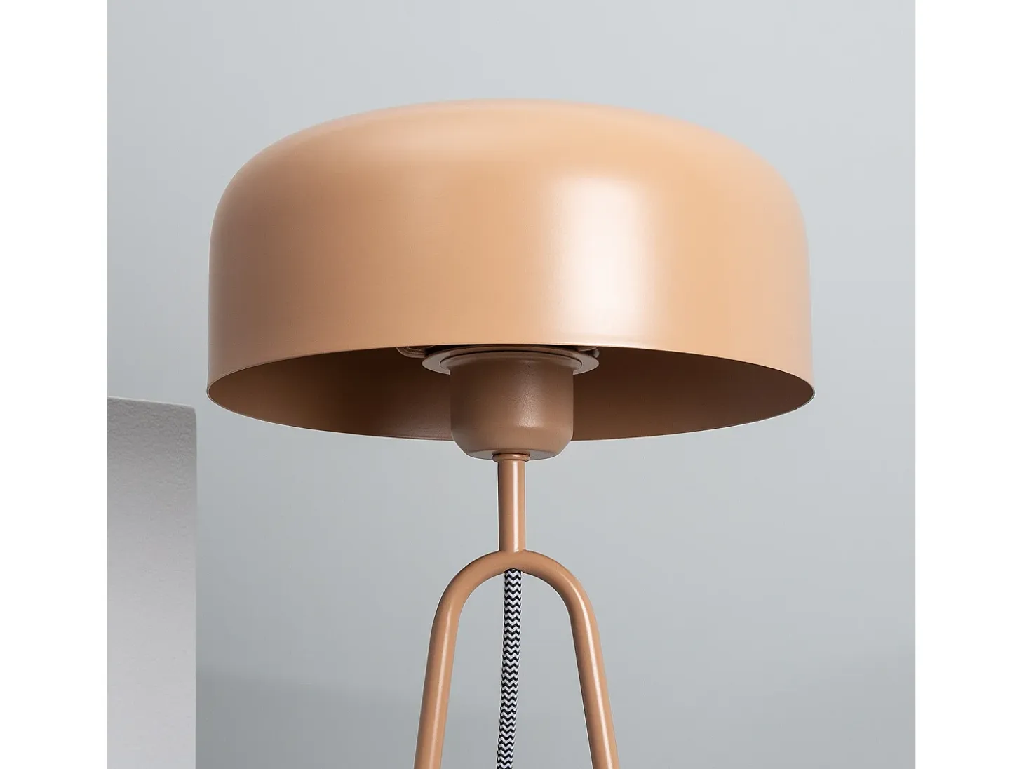 Lámpara de Mesa Metal Luca Beige