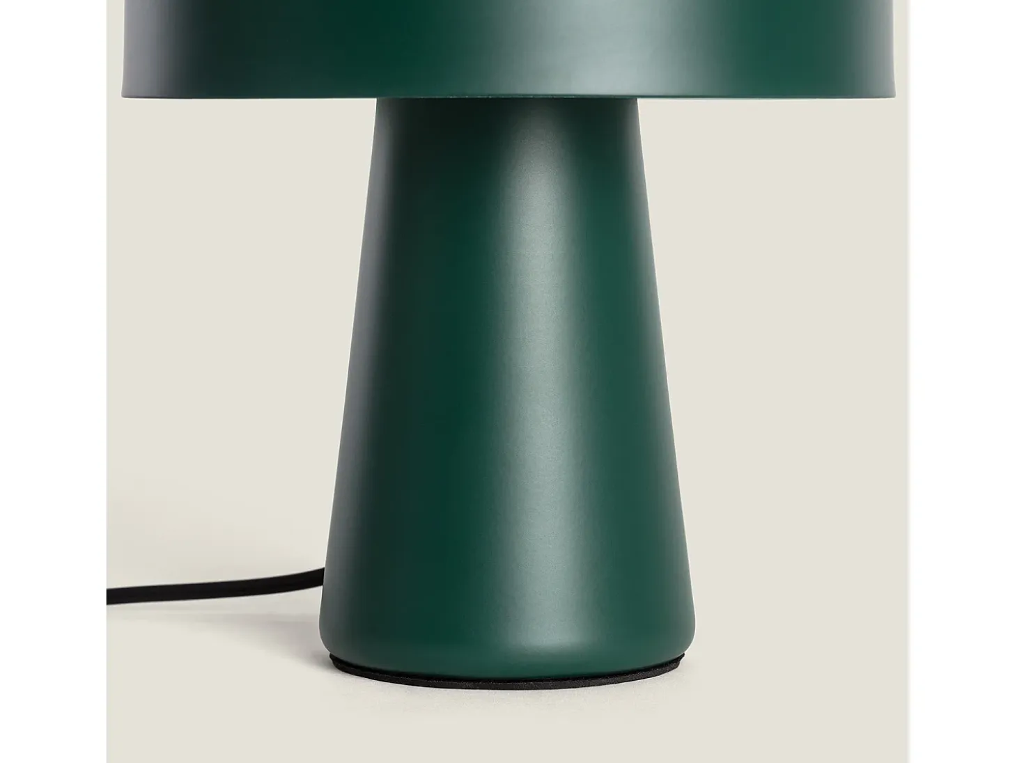 Lámpara de Mesa Metal Quinga Verde