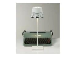 Lámpara de mesa Poldina Pro Peanuts - Regleta recargable y regulable con batería de hasta 12 horas. Para uso exterior IP65