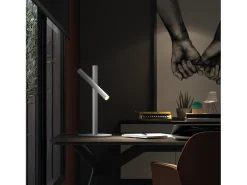 Lámpara de mesa TANIA estilo moderno - Alt. 45,5 cm - LED SMD AC 4W - 400lm 3K - cable 1,5 mts - on&off - acero y blanco- IP40