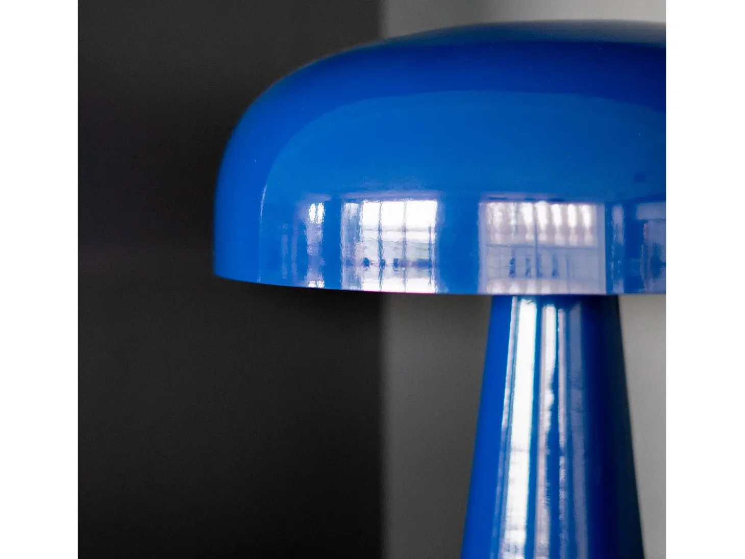 Lámpara de metal azul oscuro - Livia