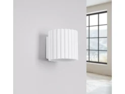 Lámpara De Pared Aura Minimalista De Aluminio - 1 Fuentes Luminosas - L.10 X A.10 Cm - Blanco