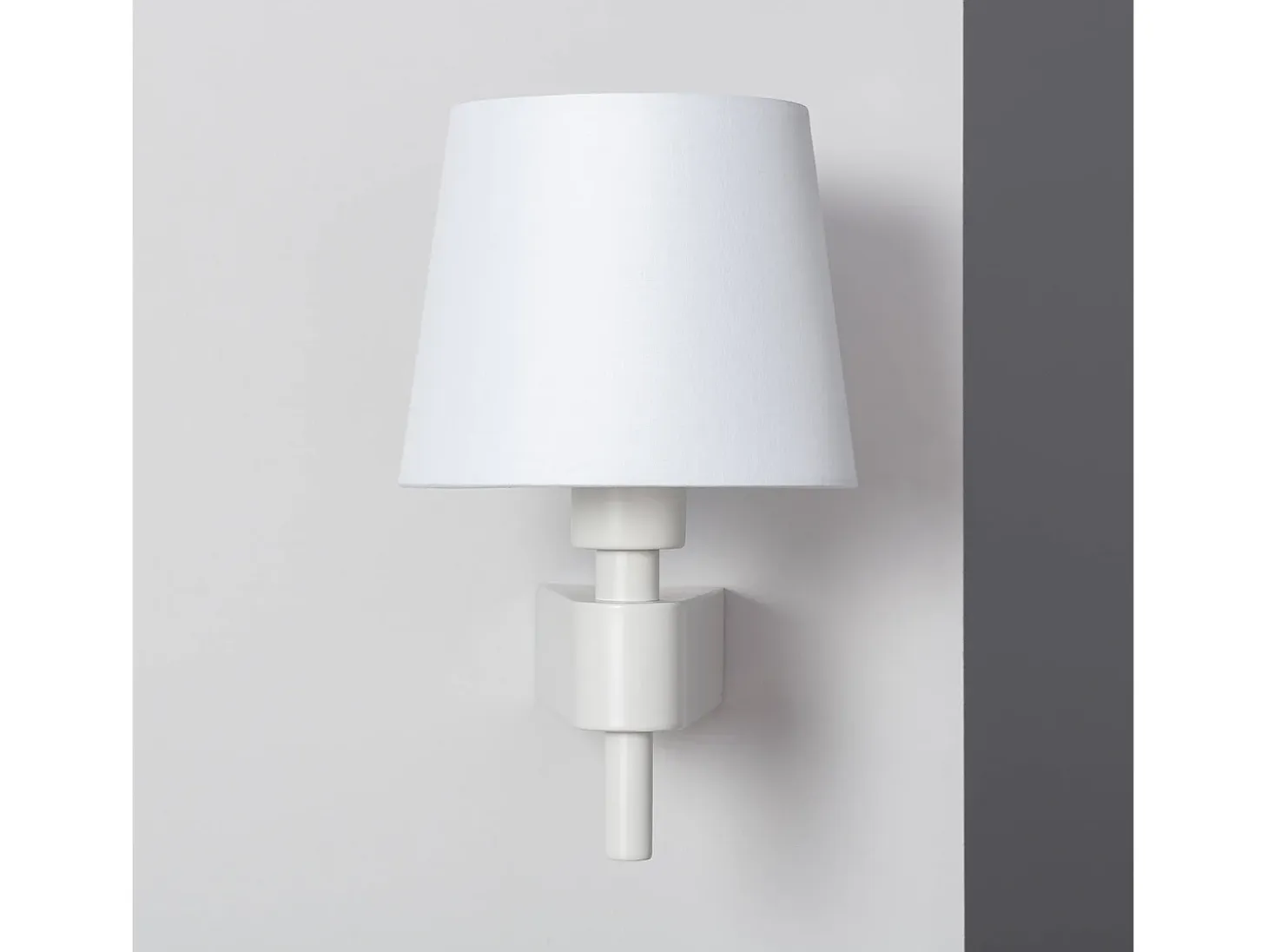 Lámpara de Pared de Metal Chini Blanco