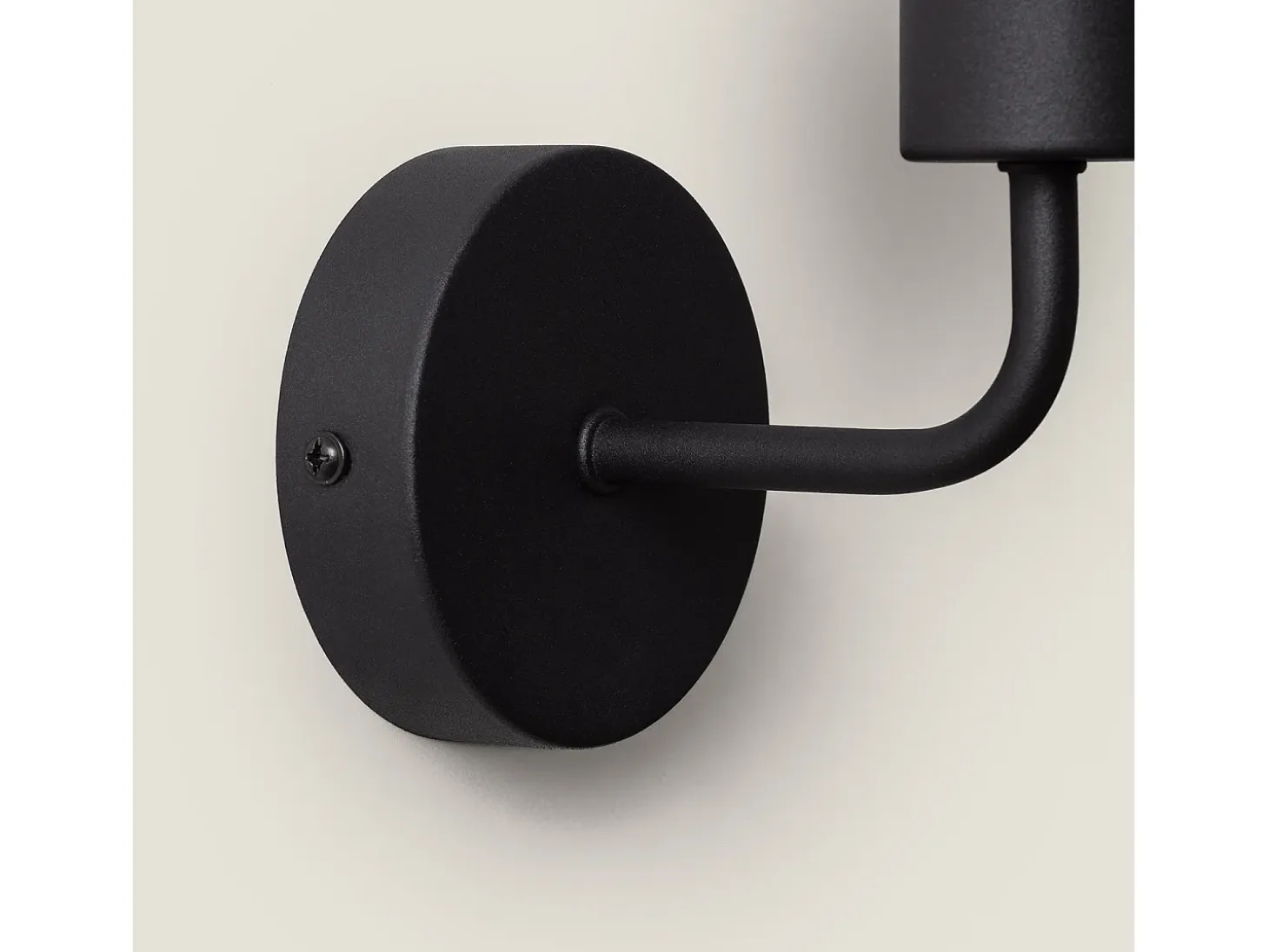 Lámpara de Pared de Metal Jayso Negro