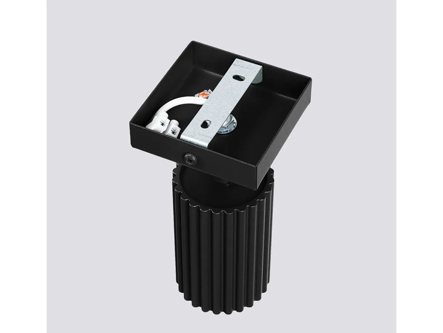 Lámpara de pared Gloow minimalista de aluminio - 1 fuentes luminosas 3000K - L.8 x A.8 cm - negro