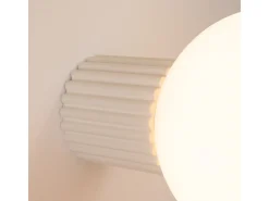 Lámpara De Pared Halo Moderno De Aluminio/Vidrio - 1 Fuentes Luminosas - L.12 X A.12 Cm - Beige