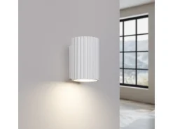 Lámpara De Pared Karbon Minimalista De Aluminio - 1 Fuentes Luminosas - L.6,5 X A.10 Cm - Blanco