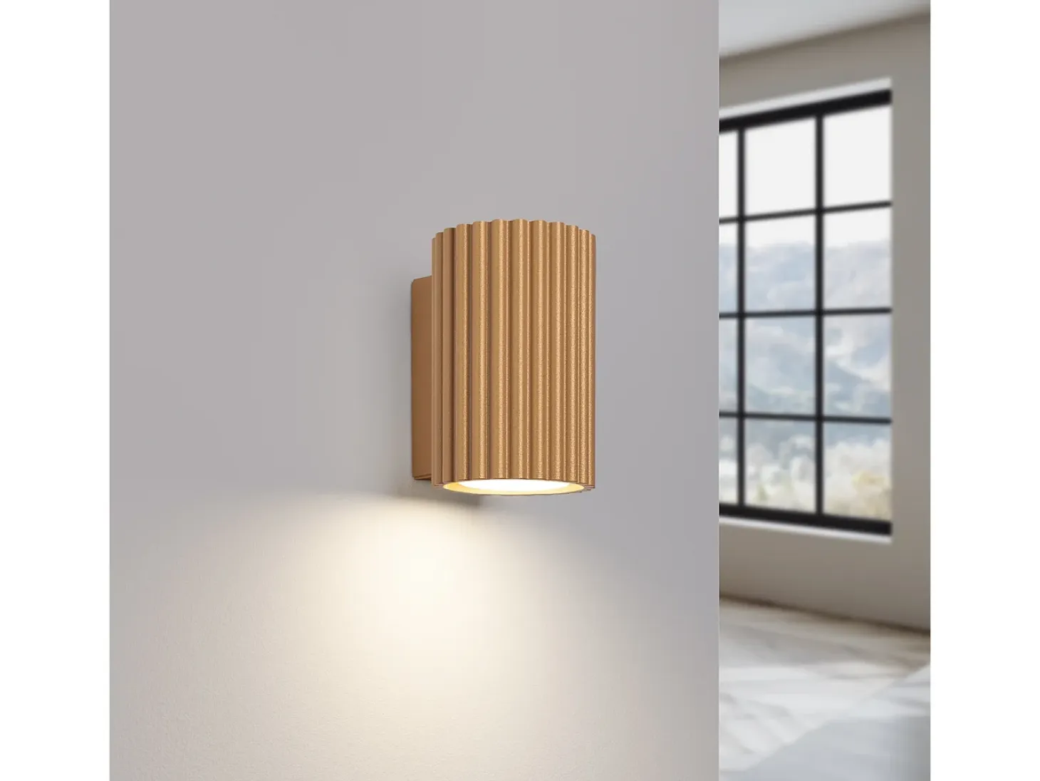 Lámpara De Pared Karbon Minimalista De Aluminio - 1 Fuentes Luminosas - L.6,5 X A.10 Cm - Dorado