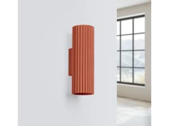 Lámpara De Pared Karbon Minimalista De Aluminio - 2 Fuentes Luminosas - L.6,5 X A.20 Cm - Ocre Rojo