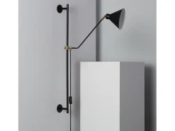 Lámpara de Pared Orientable Metal Oga Negro