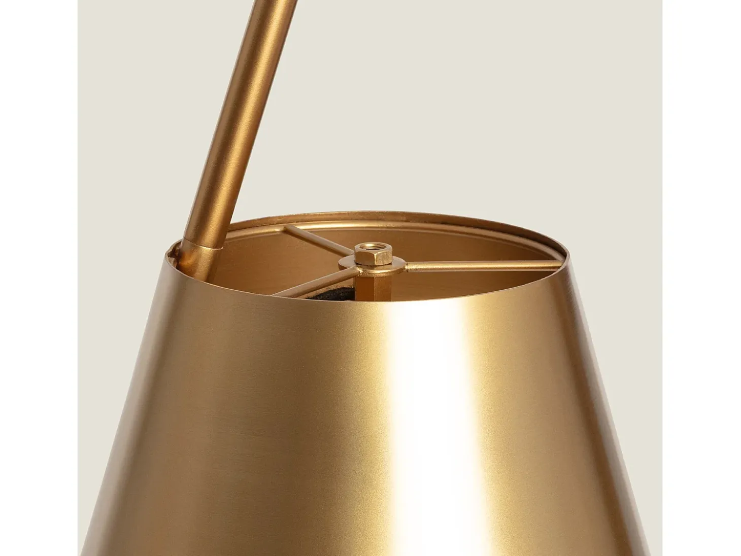 Lámpara de Pie Metal Bardney Dorado