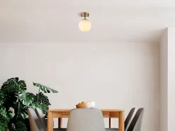 Lámpara de techo de metal con globo - D.15 x Alt. 23 cm - Dorado y blanco - DAMAR