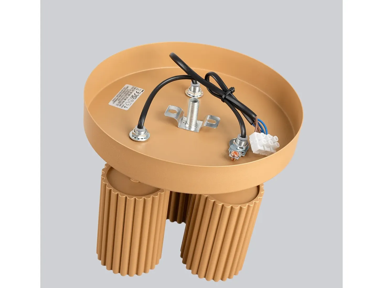 Lámpara de techo Gloow minimalista de aluminio - 3 fuentes luminosas 3000K - L.19,5 x A.18 cm - dorado