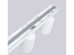 Lámpara de techo Gloow minimalista de aluminio - 3 fuentes luminosas 3000K - L.45 x A.16,5 cm - blanco
