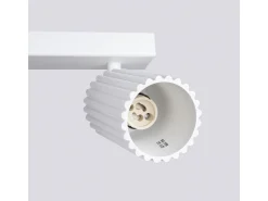 Lámpara de techo Gloow minimalista de aluminio - 6 fuentes luminosas 3000K - L.117 x A.16,5 cm - blanco