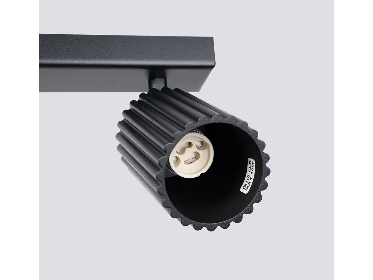 Lámpara de techo Gloow minimalista de aluminio - 4 fuentes luminosas 3000K - L.81 x A.16,5 cm - negro