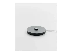 Lámpara LED Poldina STOPPER de Zafferano, recargable y portátil, color azul aviación, con batería hasta 12 horas
