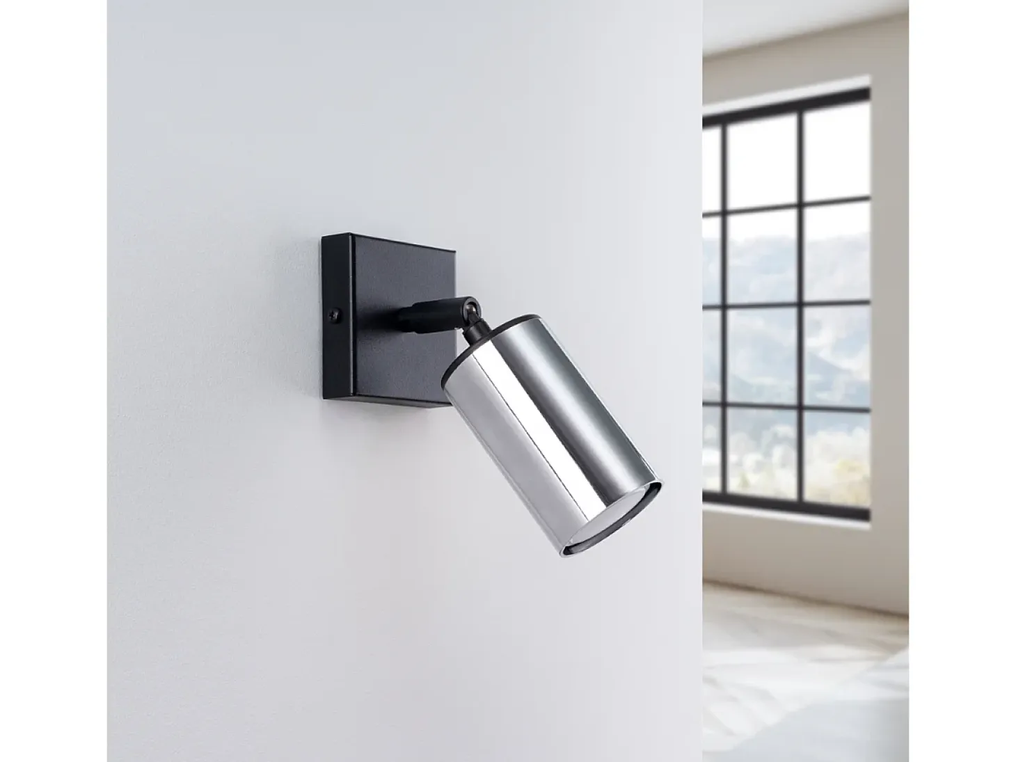 Lámparas De Pared Winx Moderno De Acero - 1 Fuentes Luminosas - L.8 X A.18,5 Cm - Negro/Cromo