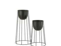 Maceta con pie líneas hierro negro Alt. 45 cm