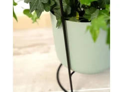 Macetero MOA Vinthera con asa acero verde claro Ø18x39 cm