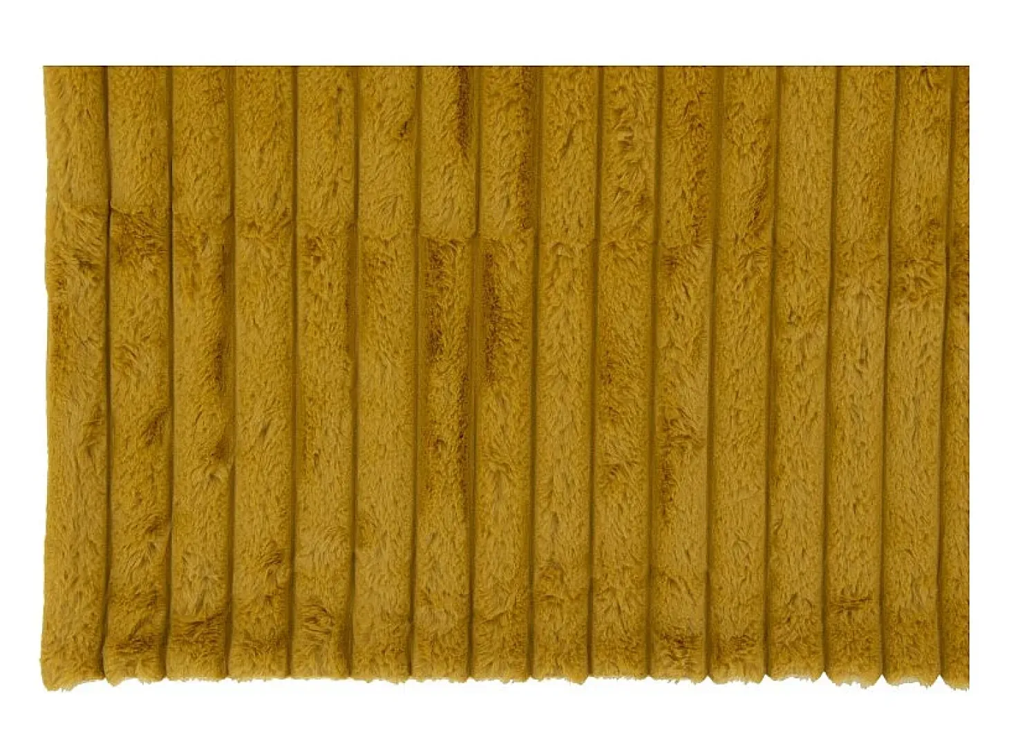 Manta ocre de poliéster 180x130 cm, suave y cálida para un interior acogedor