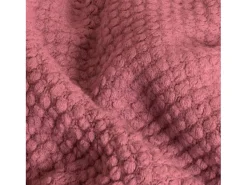 Manta plaid rosa frambuesa texturizado y con flecos 130x170cm DENARLA - SACASA