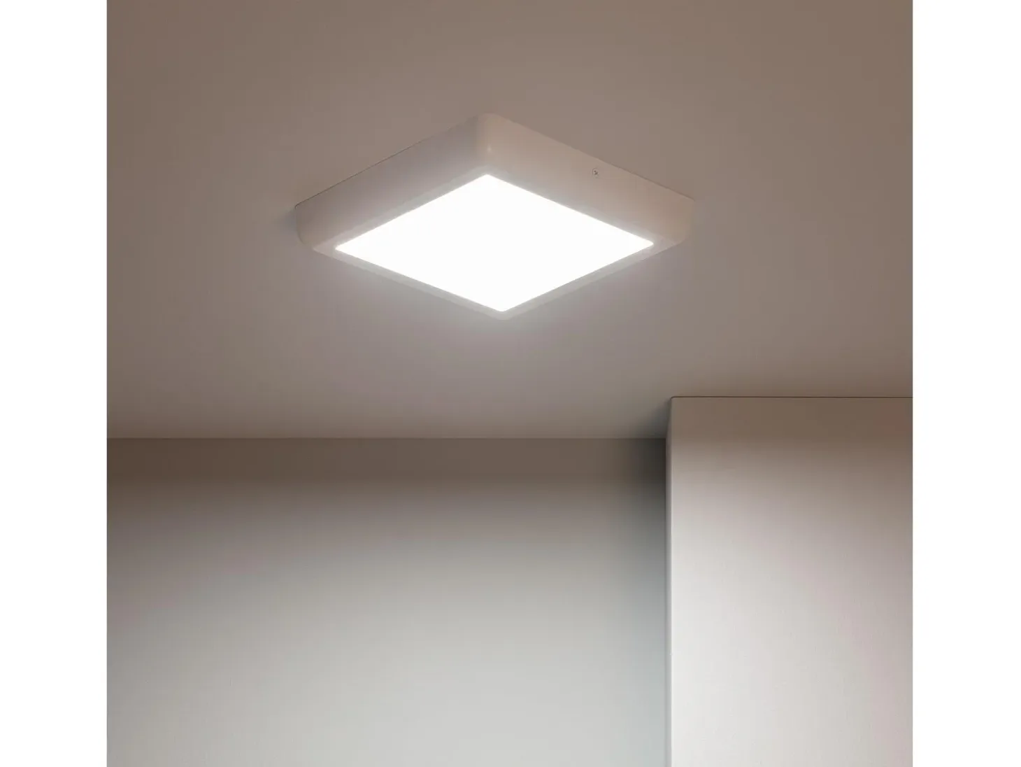 Plafón LED 18W Cuadrado Metal 225x225 mm Design White 2900K - 3200K Blanco Cálido