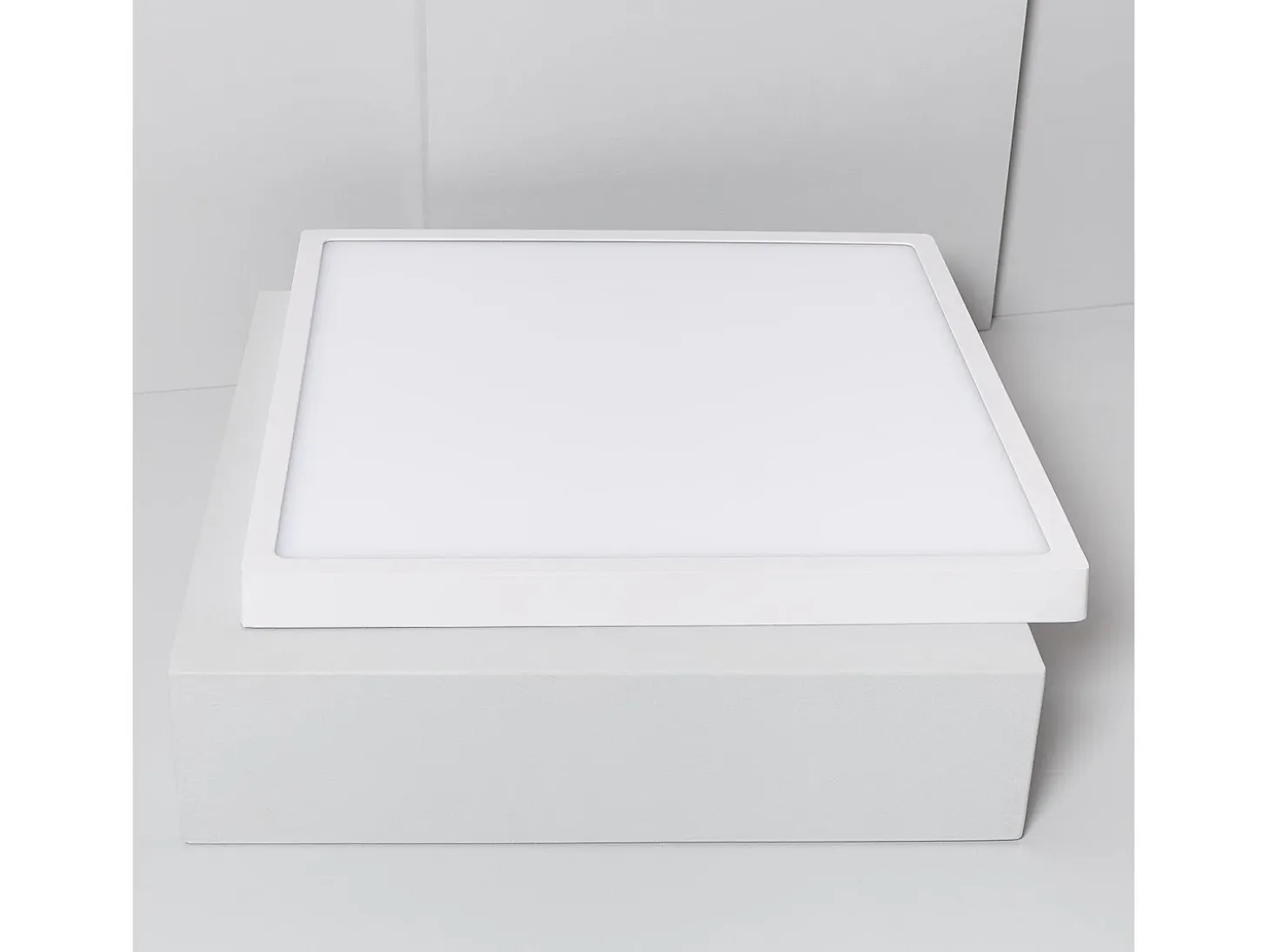 Plafón LED 30W Cuadrado Superslim CCT Seleccionable 400x400 mm Seleccionable (Cálido-Neutro-Frío)