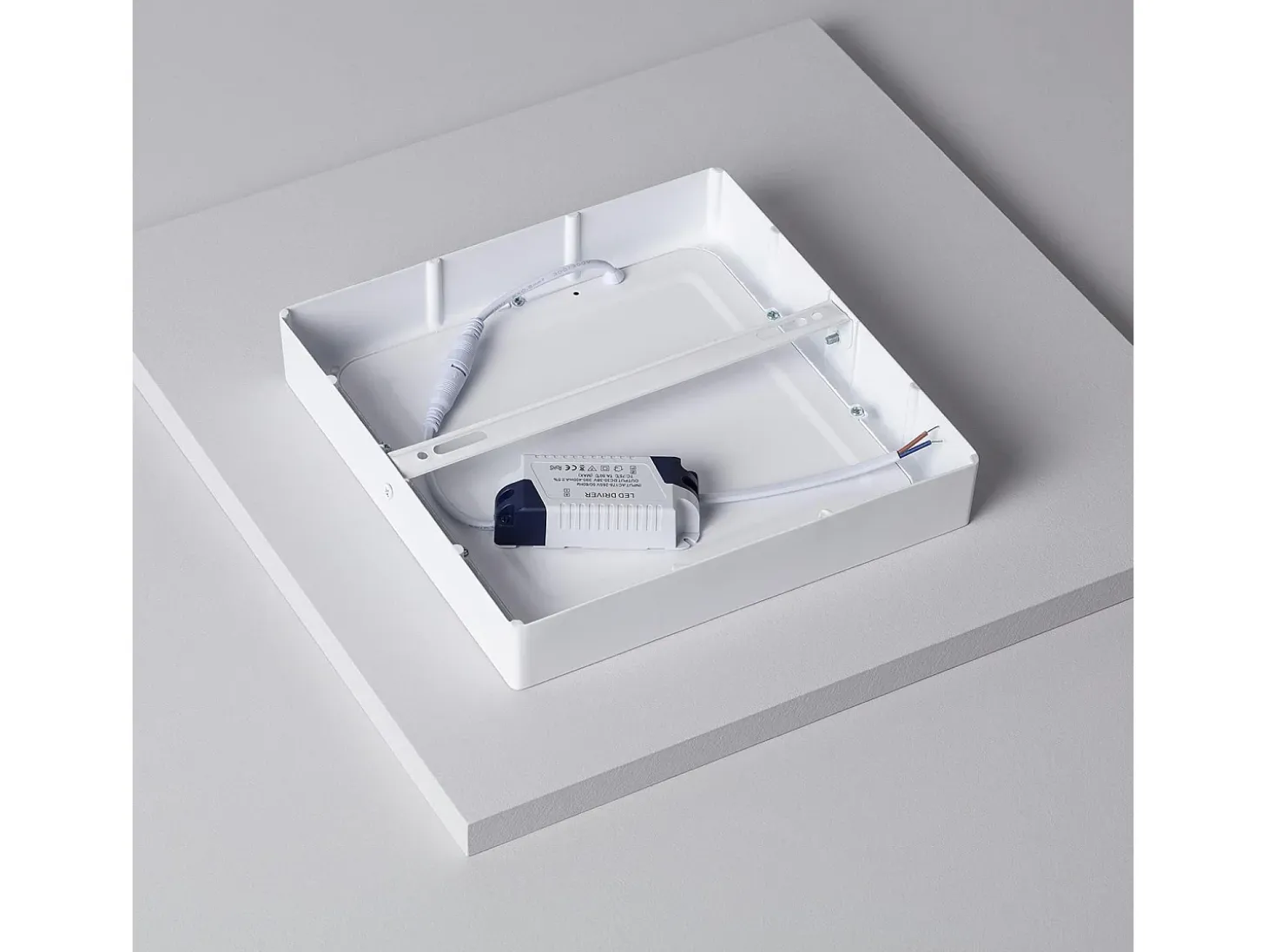 Plafón LED 18W Cuadrado 225x225 mm 6000K Blanco Frío