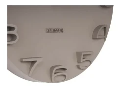 Reloj moderno con agujas cromadas On the Edge