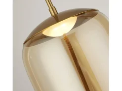 Searchlight Lisbon1 ljus LED-hänge, satängmässing och bärnstensglas 2700K