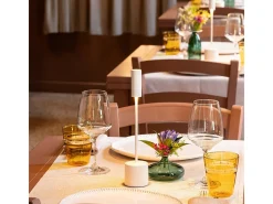 Zafferano - Lámpara de mesa LED recargable Carolina con pantalla táctil regulable - Uso interior/exterior - 9 horas de duración de la batería - Blanco